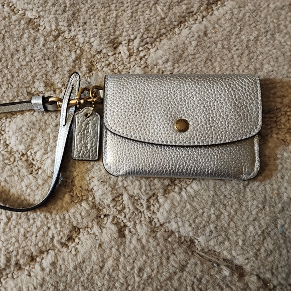 Coach Metallic Leather Card Case - Picture 2 of 8